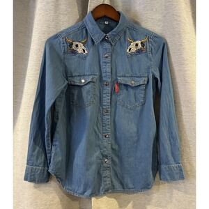 ACL‎ Festival Women's Button Up Shirt Size Small Embroidered Chambray Western